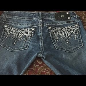MISS ME DESIGNER JEANS - THERE IS PRACTICALLY NO WEAR- THESE ARE 31W/34